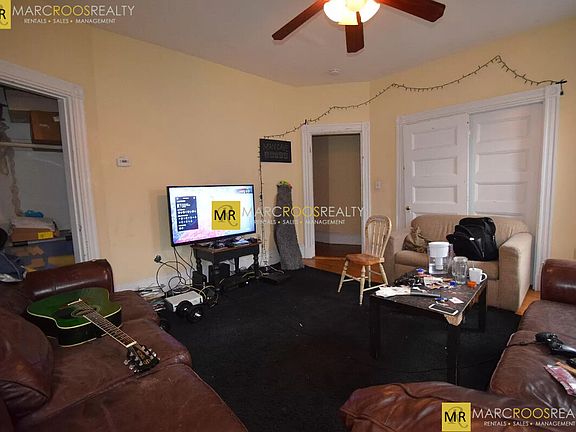 3rd image of 38 Cherokee St