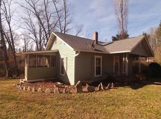 125 Hickory St, Rutherfordton, NC 28139