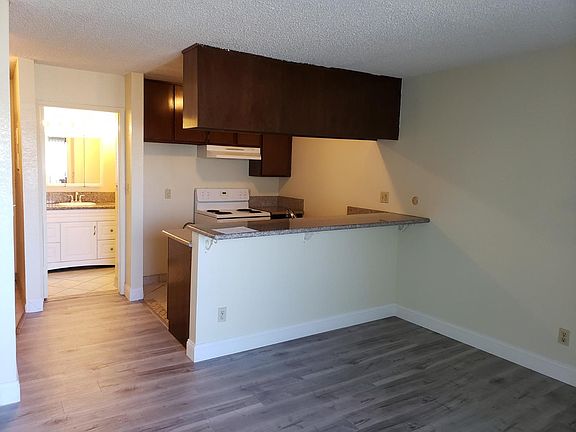 2nd image of 15115 S Raymond Ave APT 203