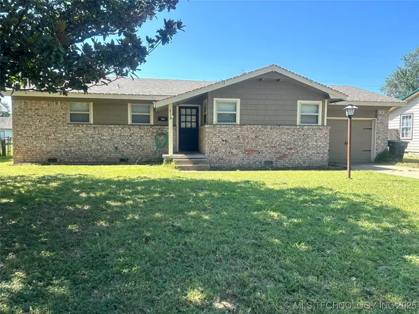 218 E Pine Pl S, Skiatook, OK 74070