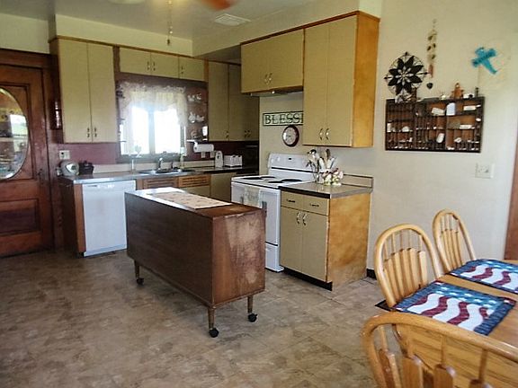 2nd image of 15662 180th Ave