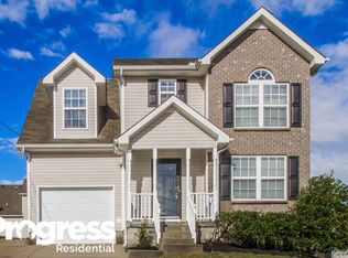 1010 Cheryl Ln, La Vergne, TN 37086