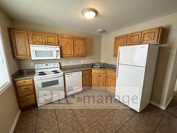 2nd image of 406 Energy Dr APT 2
