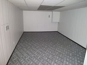 4th image of 475 Walter Ave