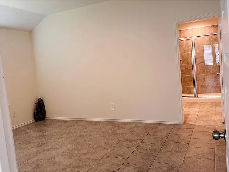 1103 Cattle Chute Ct — Photo 17