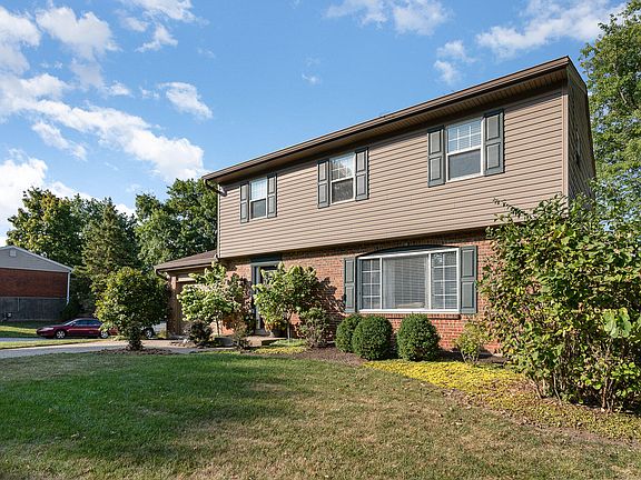 3rd image of 3472 Misty Creek Dr