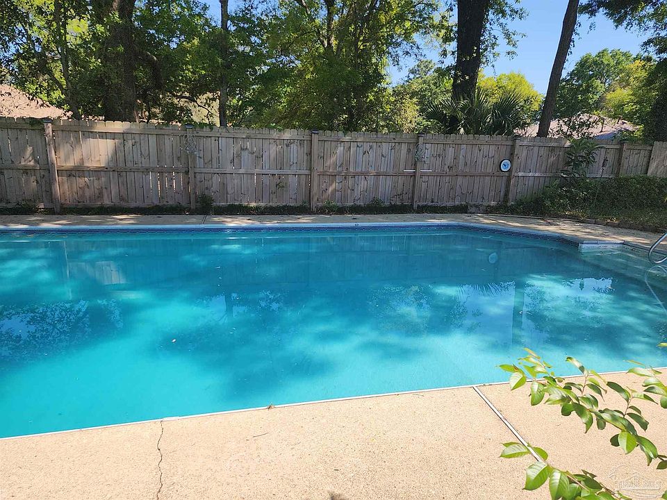 1st image of 6015 Schofield Dr