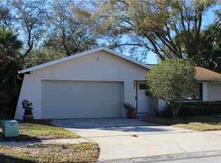 10018 121st St, Seminole, FL 33772