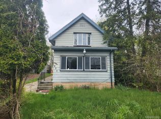 955 Perry St, Flint, MI 48504