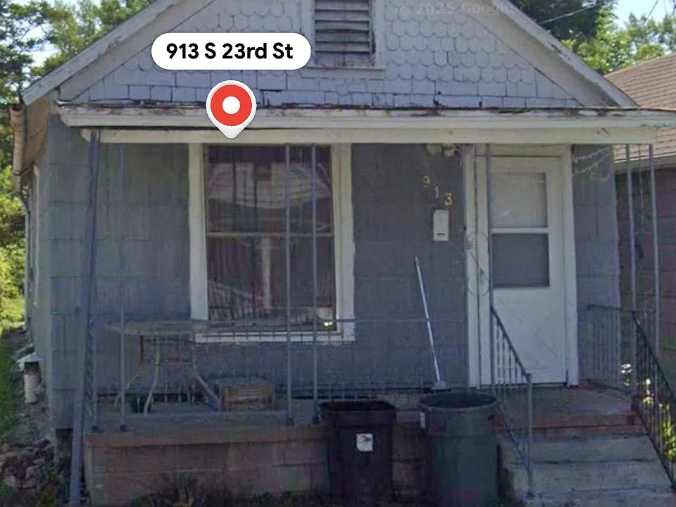 913 S 23rd St