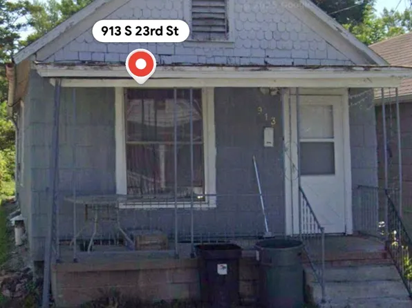 913 S 23rd St, Saint Joseph, MO 64507