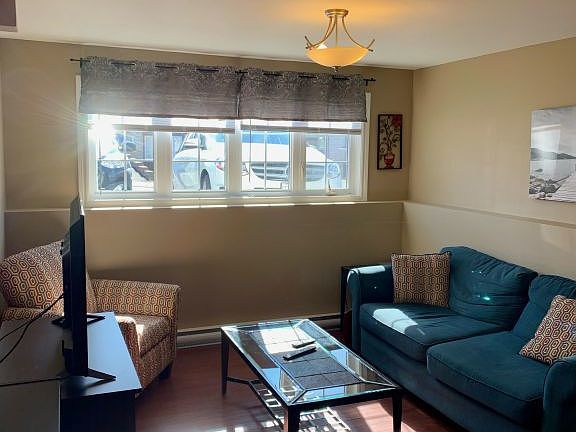 3rd image of 87 Canterbury Dr