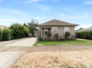 667 SE Ash St, Dallas, OR 97338
