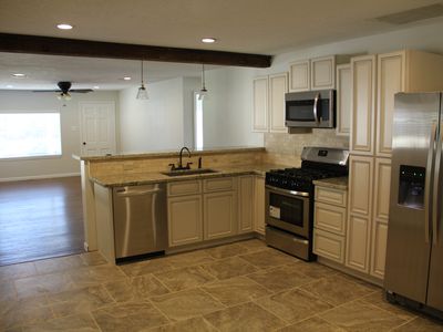 2306 3rd St, Port Neches, TX, 77651