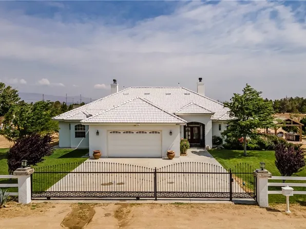 8827 W Avenue C4, Lancaster, CA 93536