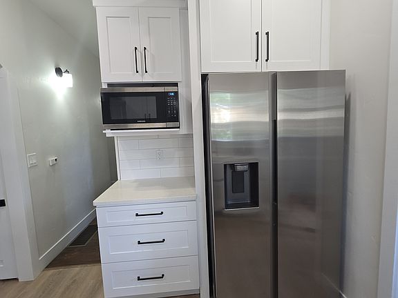 Ice and water on demand