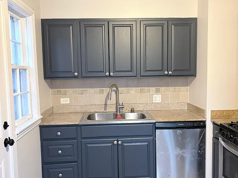 825 Norfolk Ave — Photo 8