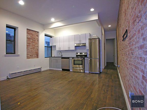 3rd image of 3671 Broadway #6