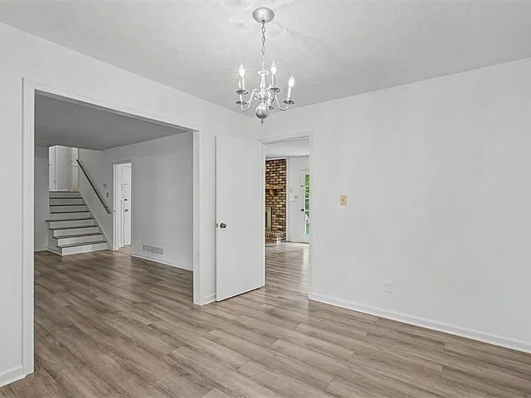 2985 Fredrick Dr — Photo 15
