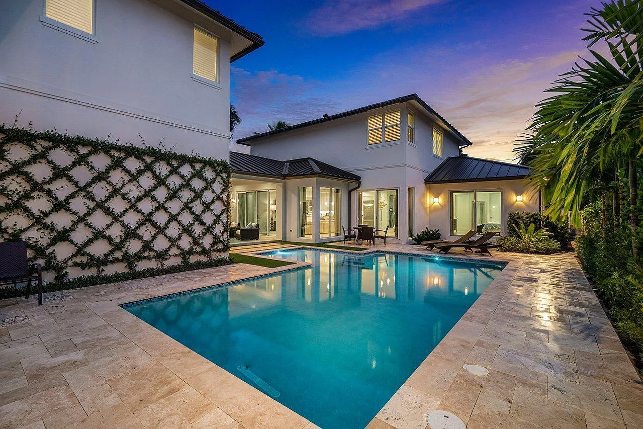 6 bed, 5.0 bath, 4029 sqft, $19,000 — Photo 4
