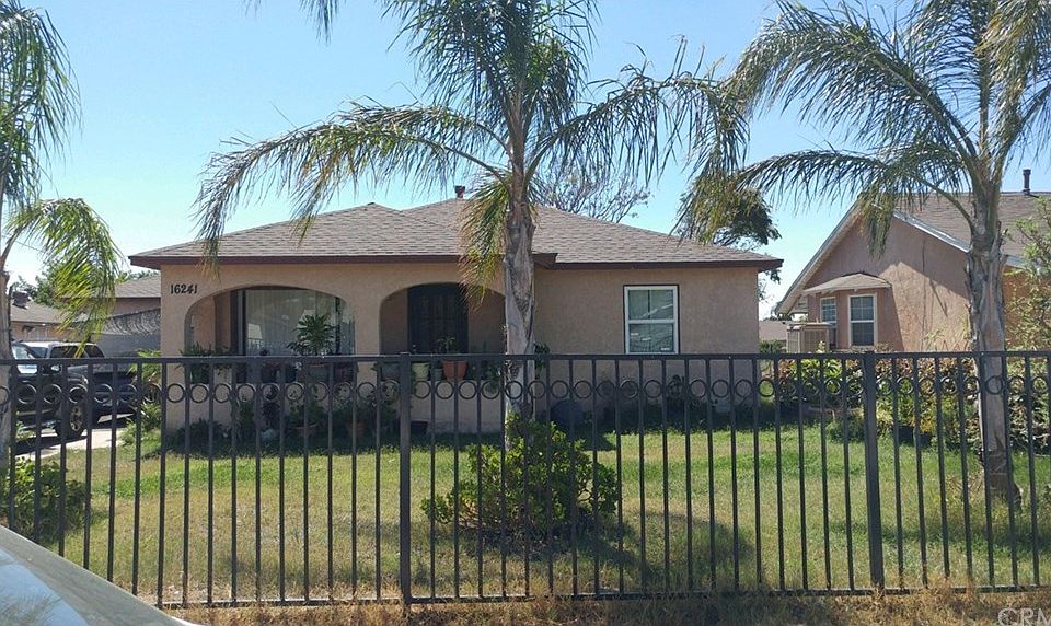 1st image of 16241 Ivy Ave
