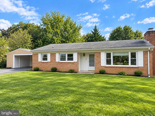 12 Dorsey St, Berryville, VA 22611