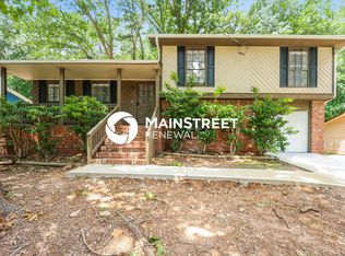 561 Country Lane Dr, Jonesboro, GA 30238