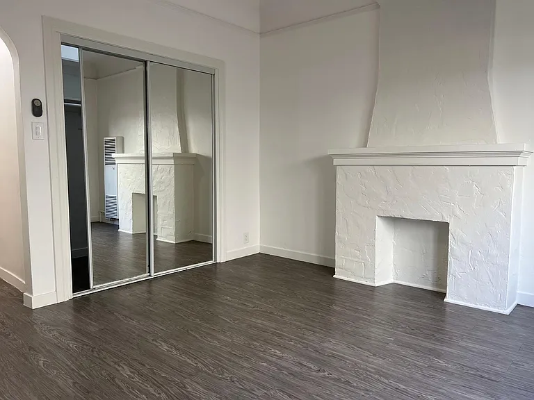 444 Chestnut Ave #17 — Photo 5
