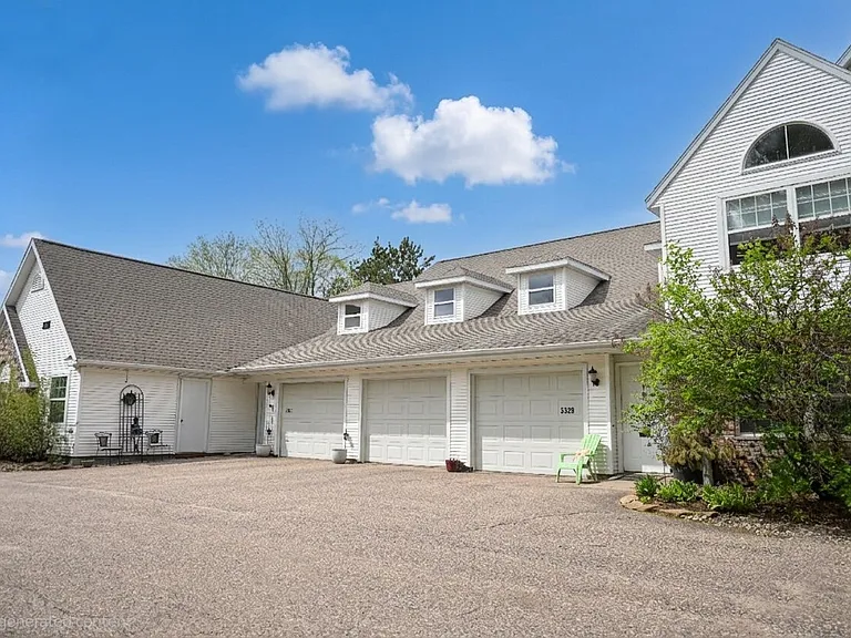 3325 Echo Dells Ave — Photo 2