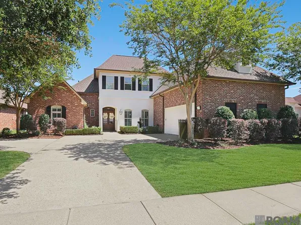 36448 Lake Bend Ave, Prairieville, LA 70769