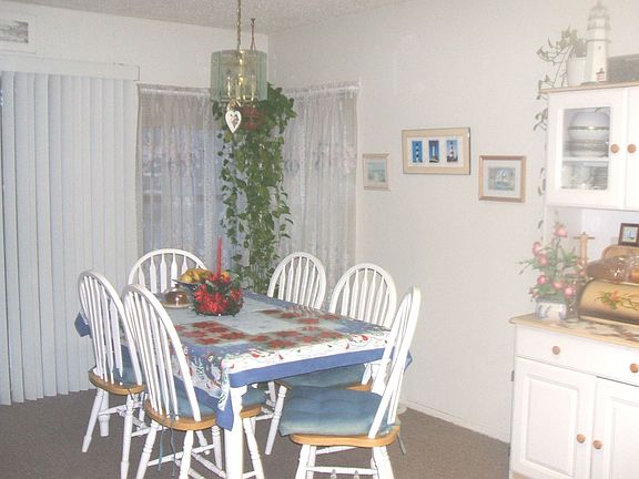 Breakfast Room