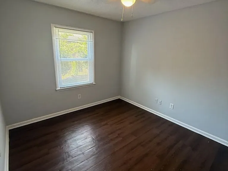 500 N Church St — Photo 3