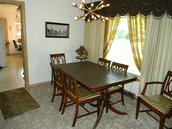 3rd image of 10000 Minnick Ave