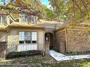 1934 Danbury W, Okemos, MI 48864