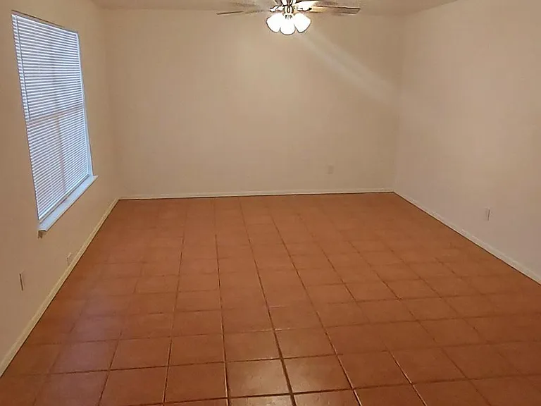 1345 Branson Ave #1A — Photo 5