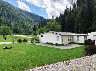 63061 Benthams Rd, Wallace, ID 83873