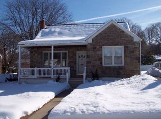 45 Woodland Rd, Wyomissing, PA 19610