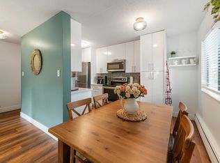 131 W 4th St #204, North Vancouver, BC V7M3C8