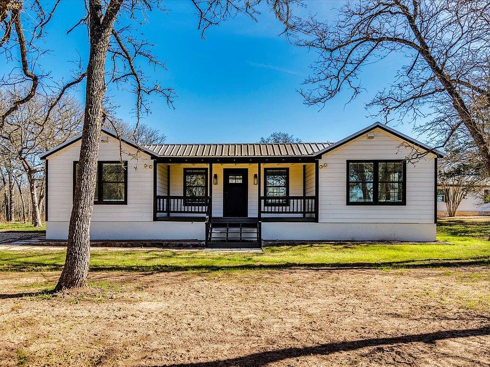1st image of 158 Shady Oaks Dr