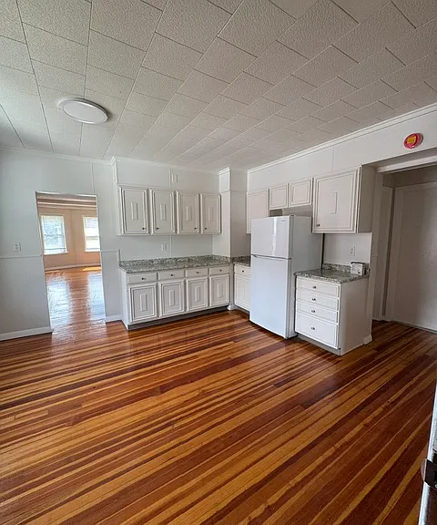 39-41 Belvidere Ave #2 — Photo 1