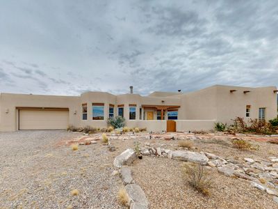2 Cielo Azul Ct, Placitas, NM, 87043