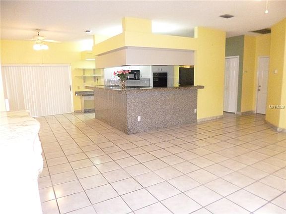 4th image of 1760 Glen Lakes Blvd N