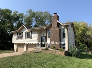 107 SW Moreland School Rd, Blue Springs, MO 64014