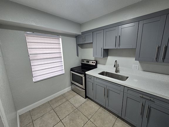 2nd image of 280 NW 31st Ave