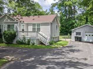 26058 W Rollins Rd, Ingleside, IL 60041