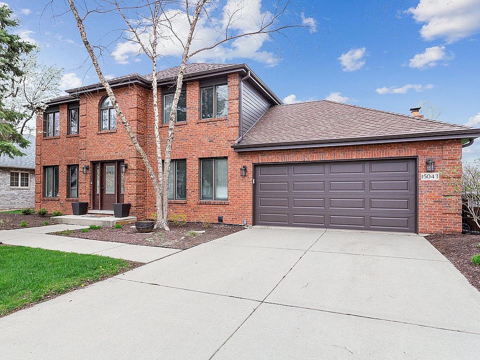 1st image of 15043 Landings Ln