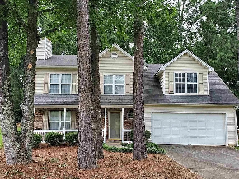 2777 Green Estates Dr — Photo 1