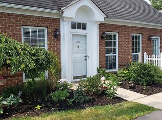 2502 Swan Dr, Grove City, OH