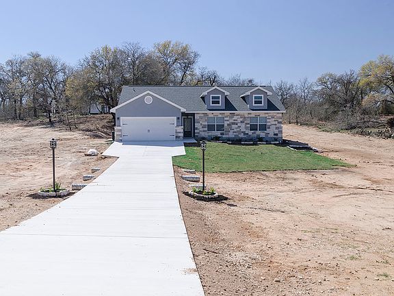 5th image of 112 Great Oaks Blvd