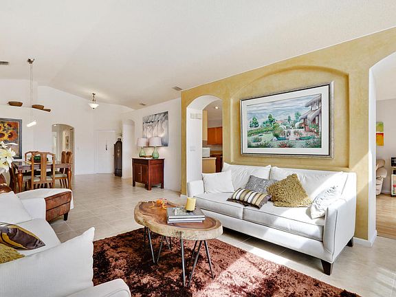 4th image of 5230 Prairie Dunes Village Cir